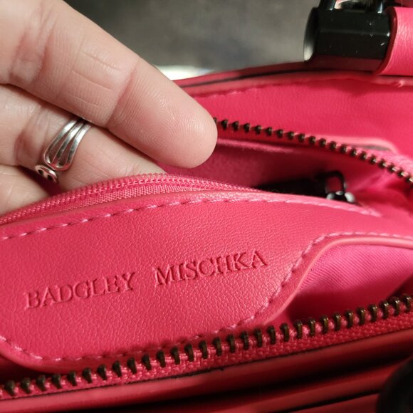 BADGLEY MISCHKA HOT PINK VEGAN LEATHER HANDBAG CROSSBODY - Picture 9 of 15